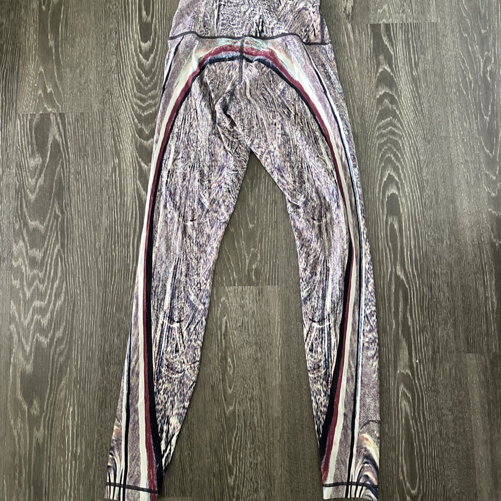 Lululemon printed leggings size 4